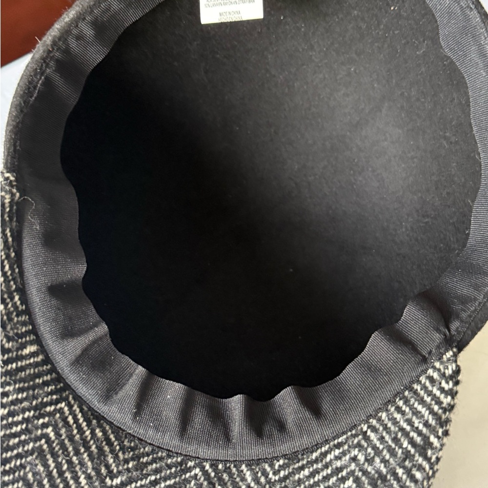 Black and Gray Herringbone Cap - Picture 5 of 8